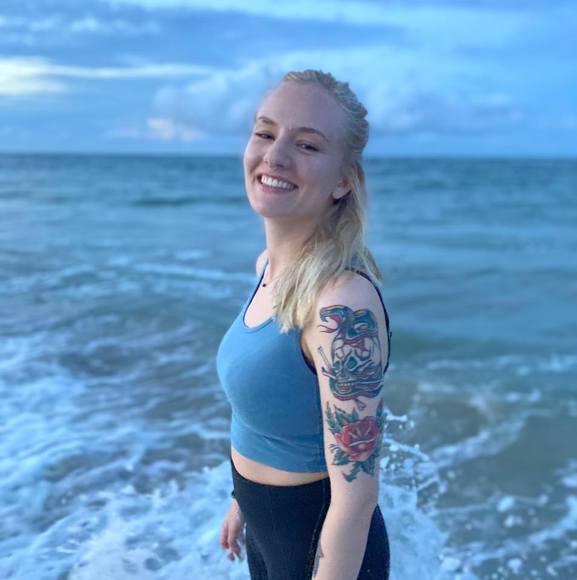 Marie Bielman - Poshmark Profile Picture of Marie Bielman (@mbielman) on Poshmark