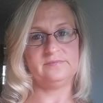 Profile Picture of Lisa Miesner (@lovingthislifeimliving) on Instagram