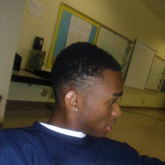 Profile Picture of Haquan Mixson (@haquan) on Poshmark