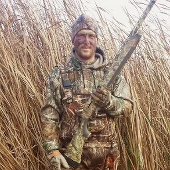 Profile Picture of Eric Blackburn (@paulric808) on Poshmark