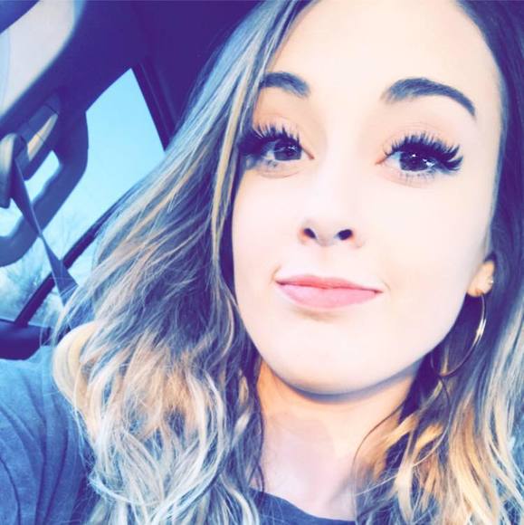 Profile Picture of Mallory Hainley (@mhainley) on Poshmark