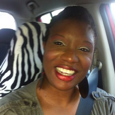 Profile Picture of Ashah Howard (@sYmPlEe_nAtUrAl) on Twitter