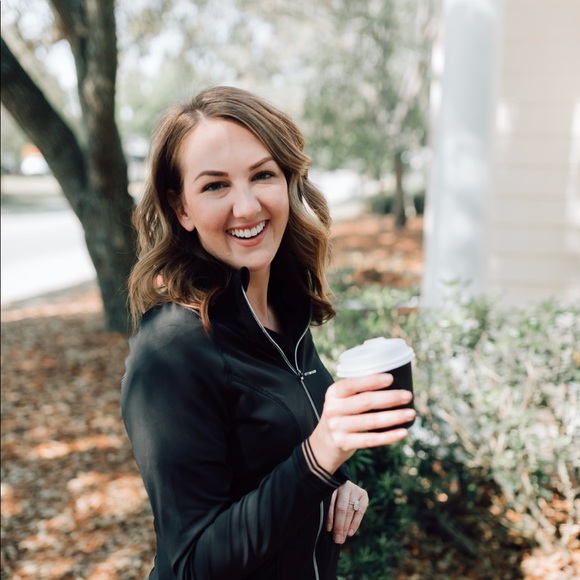 Profile Picture of Gabrielle Kusek (@gkclothingsales) on Poshmark