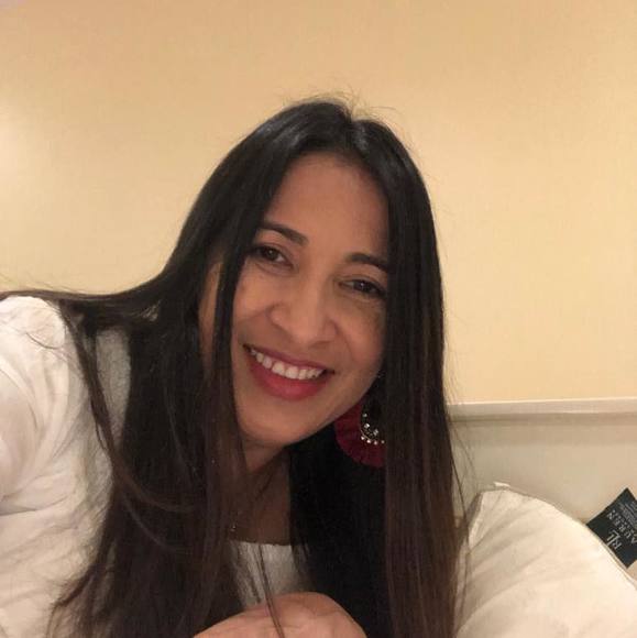 Profile Picture of Amalia Alvarez (@amaliaalvarez2) on Poshmark