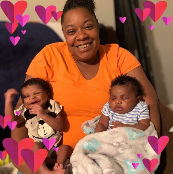 Sharanda Hyter - Poshmark Profile Picture of Sharanda Hyter (@sharanda55) on Poshmark