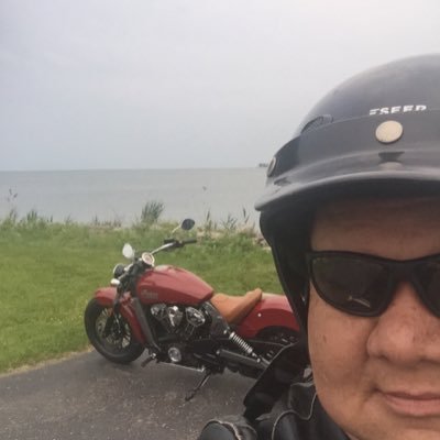 Profile Picture of Eric Lundquist (@EJLundquist) on Twitter