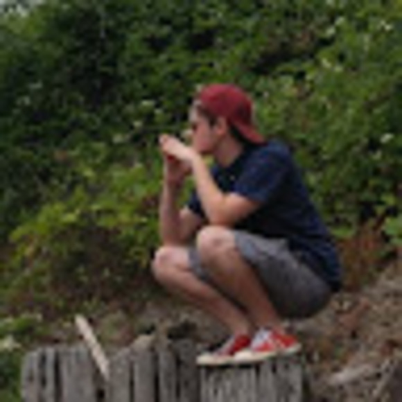 Profile Picture of Joey Poole (@joeytpoole) on Poshmark