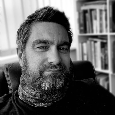 Profile Picture of Simon Vincent (@thesimonvincent) on Twitter