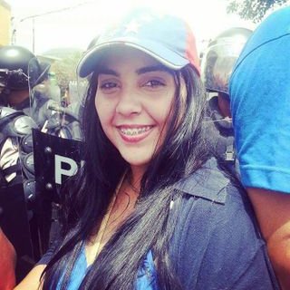 Profile Picture of Rosa Linda Berrios (@rosalindab94) on Twitter