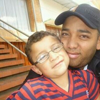Profile Picture of Robert Godoy (@Robertg2011) on Twitter