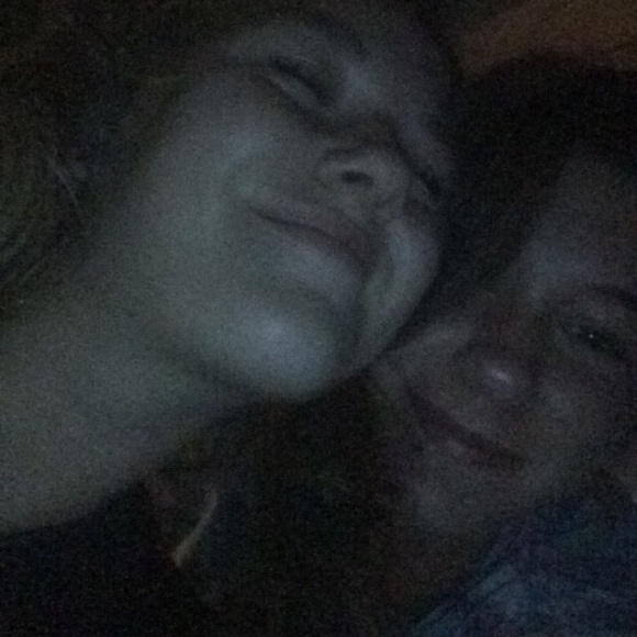 Profile Picture of Danielle Toone (@danielletoone) on Poshmark