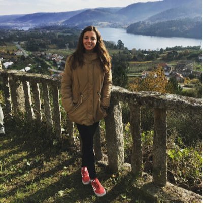 Profile Picture of Cente (@Laura_Centeno3) on Twitter