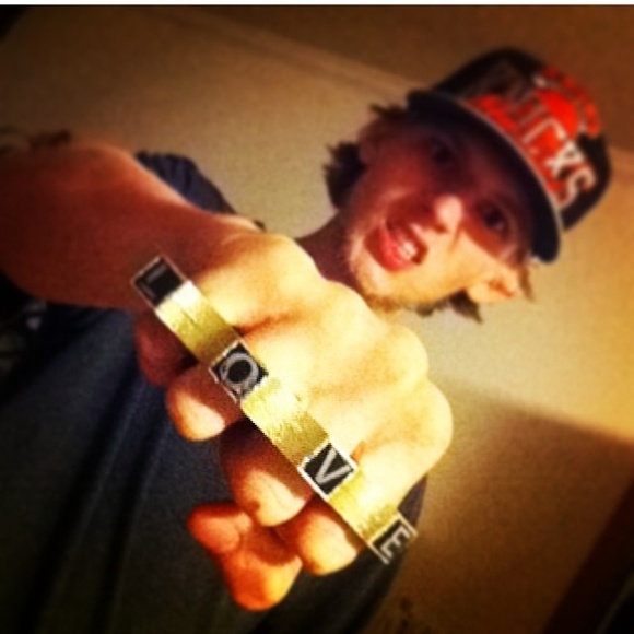 Profile Picture of Steve Dickson (@ridinhigh23) on Poshmark