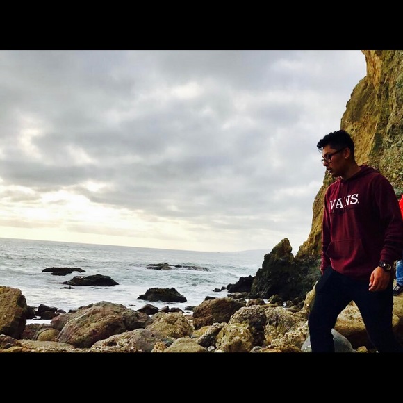 Profile Picture of Emmanuel Rojas (@wdlsotoos) on Poshmark