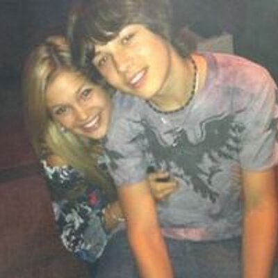 Profile Picture of Olivia Holt (@Olivia_Love_Leo) on Twitter