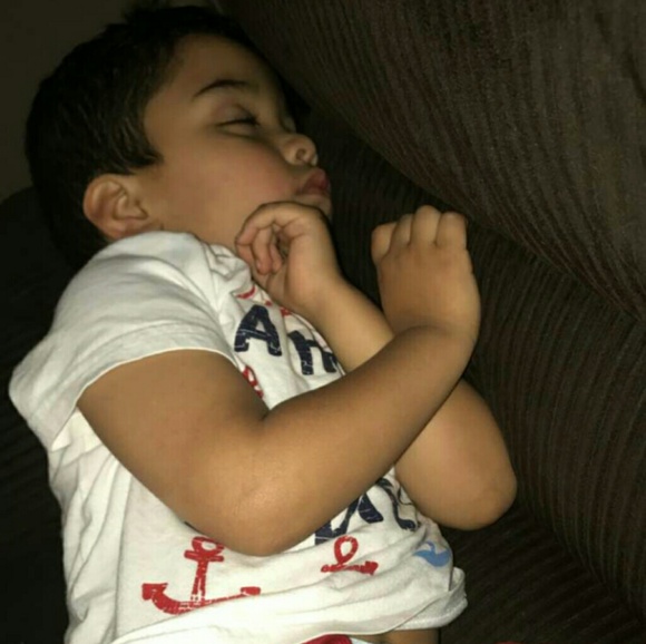 Profile Picture of Damian Felix (@damian_408) on Poshmark