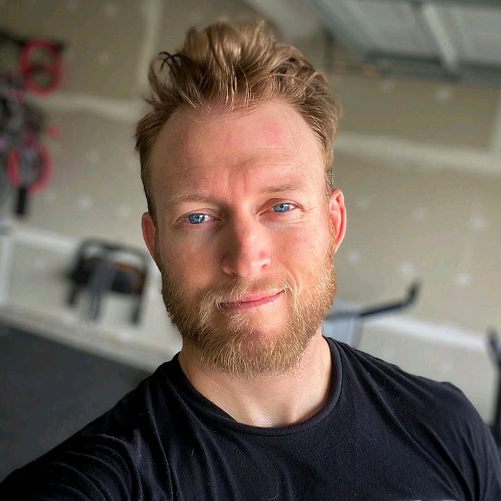 Profile Picture of TONY (@tonyfarwell1) on Tiktok