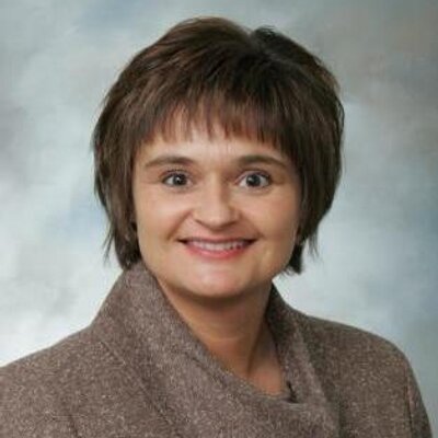 Profile Picture of Jolene Davis (@Cogibear) on Twitter