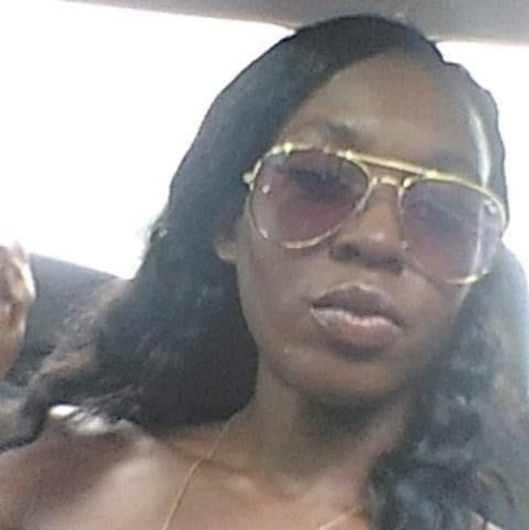 Profile Picture of Lakendra Earl (@lakendraearl) on Poshmark