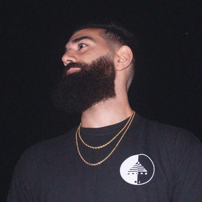 Profile Picture of David M (@dave_mik) on Tiktok