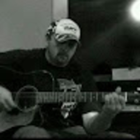 Profile Picture of Gary Cox (@curlyjr20) on Poshmark