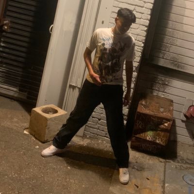D🗽 - Twitter Profile Picture of D🗽 (@Derek_McFly) on Twitter