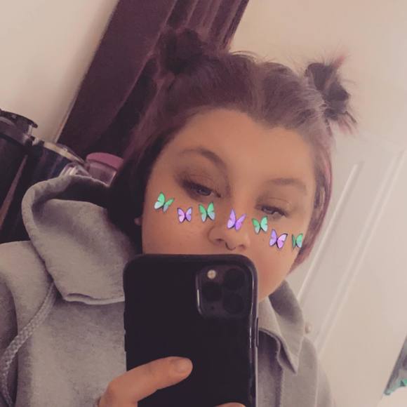 Profile Picture of Morgan Maynard (@kathrynn1) on Poshmark