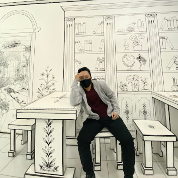 Wan Mendola - Poshmark Profile Picture of Wan Mendola (@ichii1993) on Poshmark