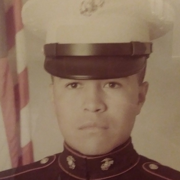 Profile Picture of Efrain Lopez (@amnada21) on Poshmark