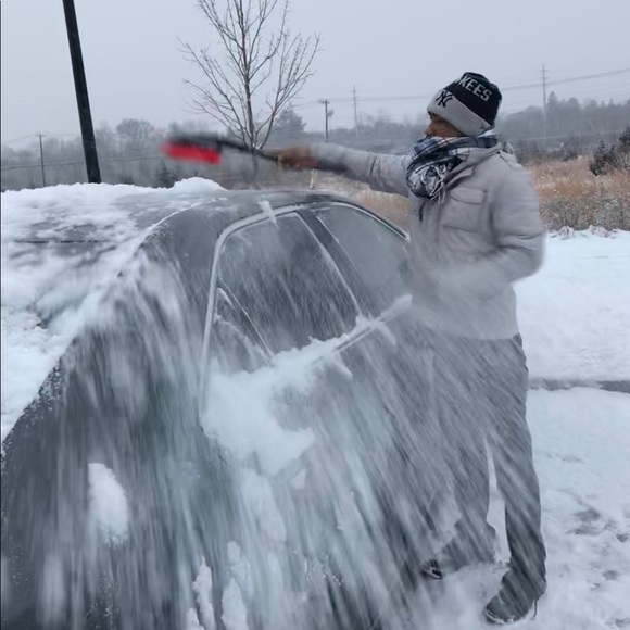 Min Min - Poshmark Profile Picture of Min Min (@minminarakan80) on Poshmark