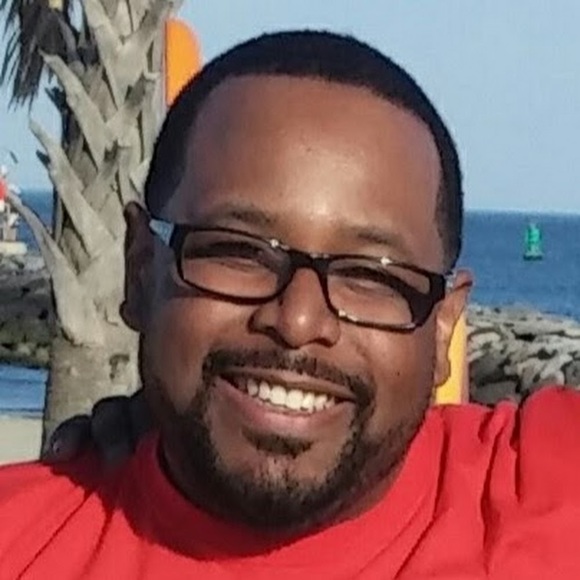 Profile Picture of Charles Franklin (@thechuckfrank) on Poshmark