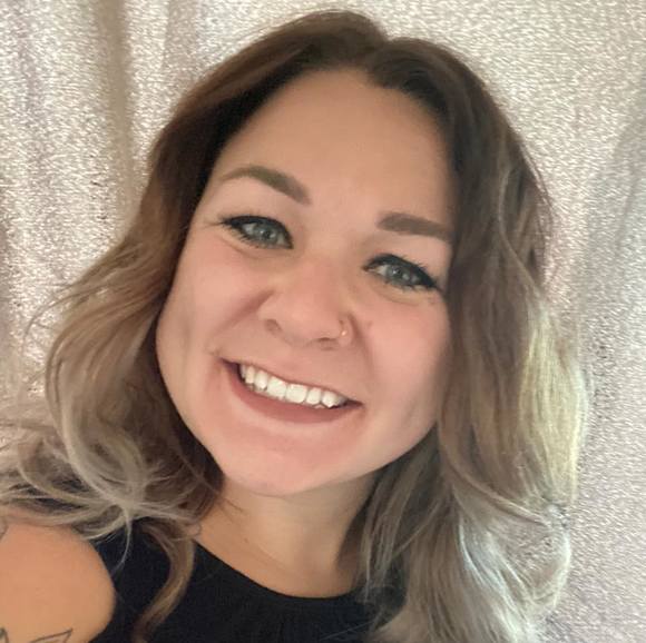 Profile Picture of Clarissa Cleven-peterson (@clevencr) on Poshmark