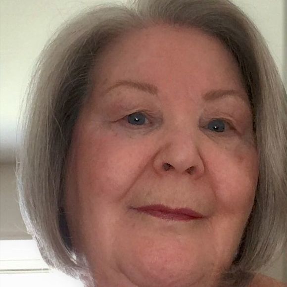 Profile Picture of Connie j. Schlieker (@c_schlieker) on Poshmark