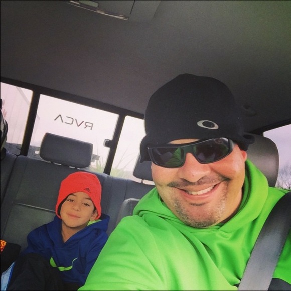 Profile Picture of Daniel Chirinos (@dchirinos) on Poshmark