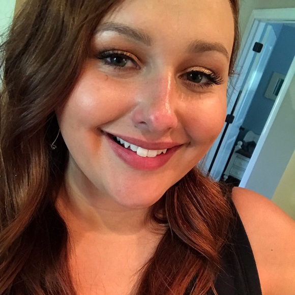 Profile Picture of Emily Balicki (@embalicki) on Poshmark