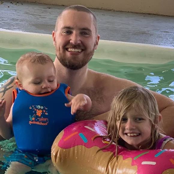 Profile Picture of Andrew Plyler (@guitarq359) on Poshmark