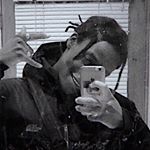 Profile Picture of Derek Navarro (@dezzanavarro) on Instagram