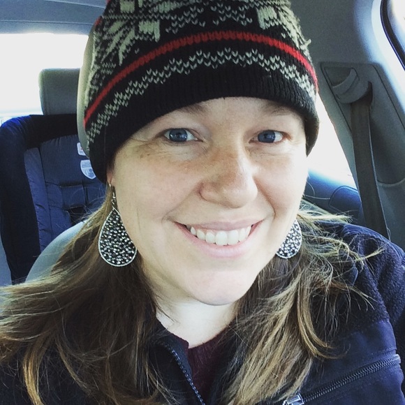 Profile Picture of Kim Jacobson (@teamjacobson15) on Poshmark