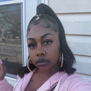 Profile Picture of Memory Hill (@memoryyy_) on Instagram