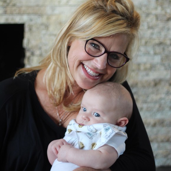 Profile Picture of Cheryl Mitchell (@cherylmitche489) on Poshmark