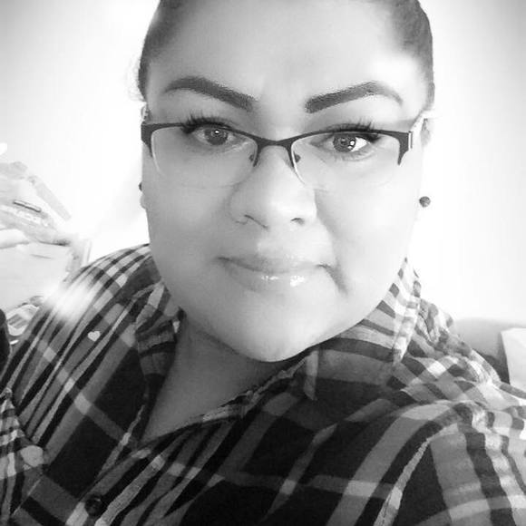 Mayra Solorio - Poshmark Profile Picture of Mayra Solorio (@mayrasolorio287) on Poshmark