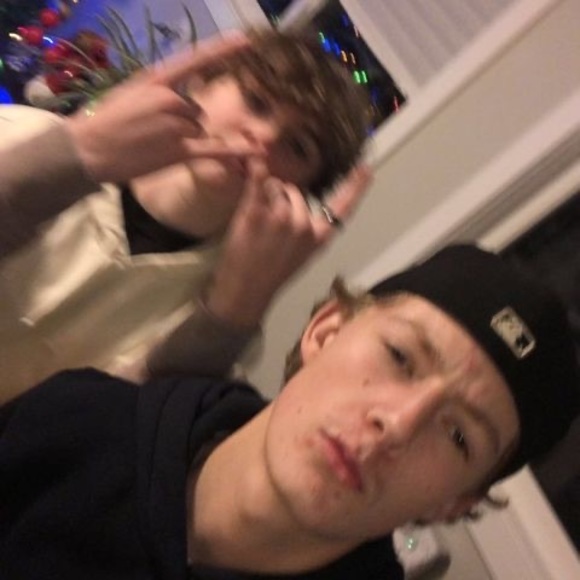 Profile Picture of Carter Cressman (@cartercressman) on Poshmark