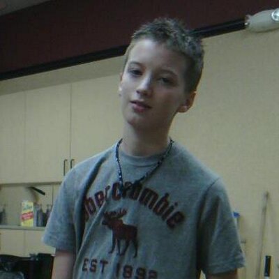 Profile Picture of Aaron Esterline (@EasyA_Swag) on Twitter