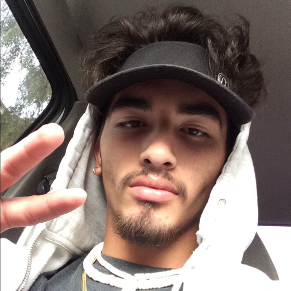 Profile Picture of Samson Enos (@smashon) on Poshmark
