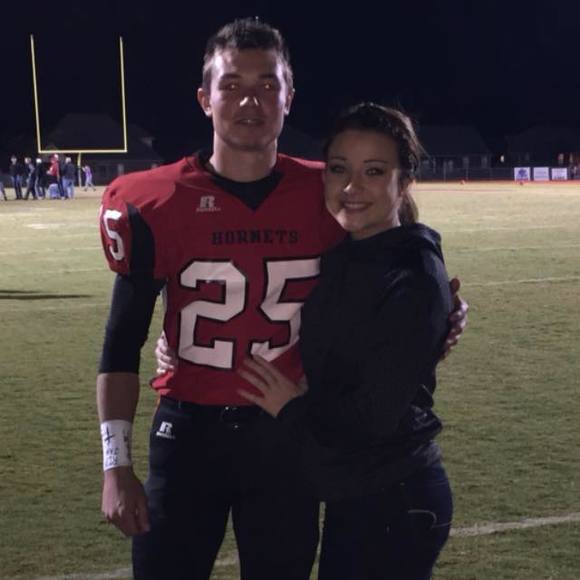 Profile Picture of Michael Hornback (@hornback_25) on Poshmark