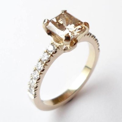 Profile Picture of VanBuskirk Jewellery (@MikeVeeb) on Twitter