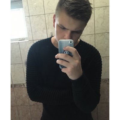 Profile Picture of Zh_berner (@TgM4srf1DjhedYg) on Twitter