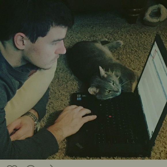 Profile Picture of Matt Swintz (@swintzma) on Poshmark