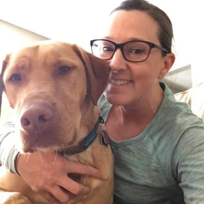 Profile Picture of Elizabeth Mathias (@@lizziestar2002) on Twitter