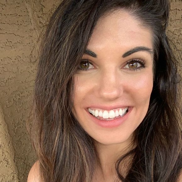 Tricia Fishbune - Poshmark Profile Picture of Tricia Fishbune (@tfishbune) on Poshmark